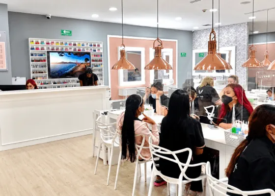 Local Magic Nails 5